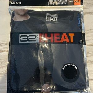 New in package. Men’s XXL black crew neck. Thermal shirt. Keep warm stay dry.